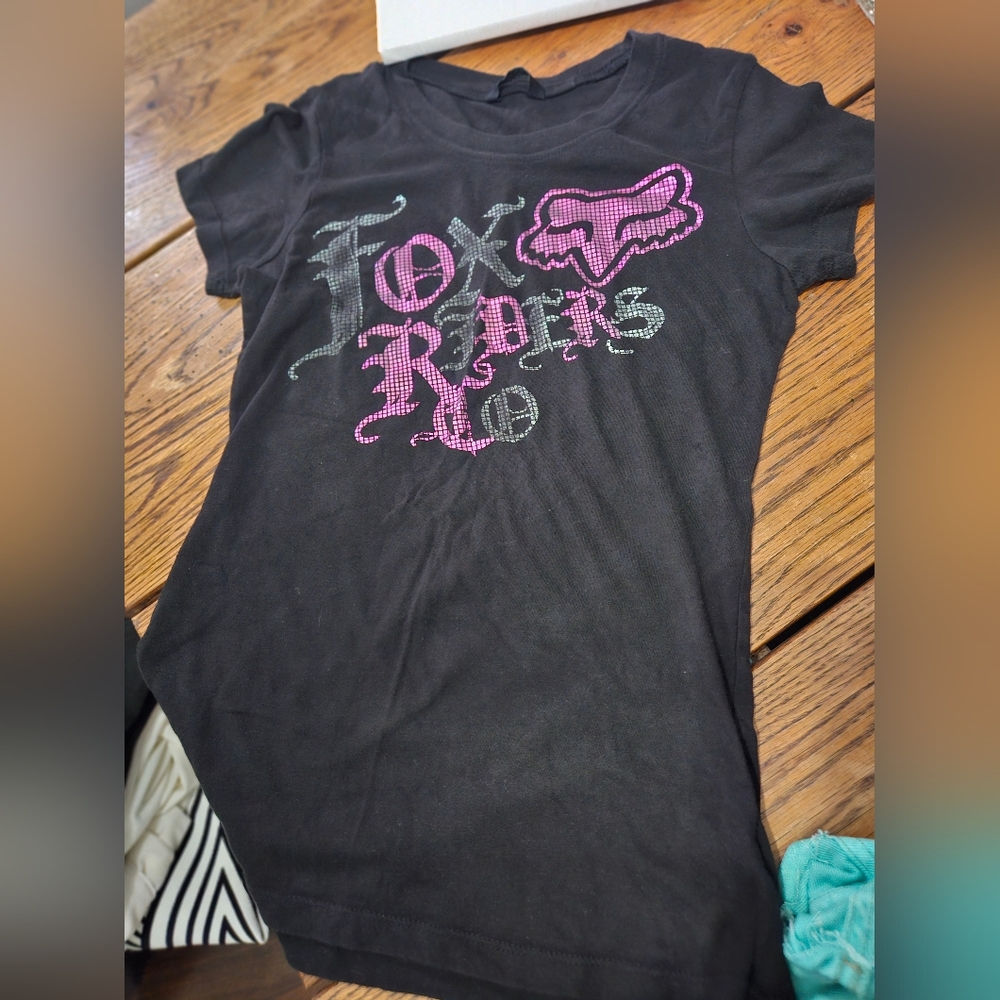 Fox Black and Pink Graphic Short Sleeve Tee